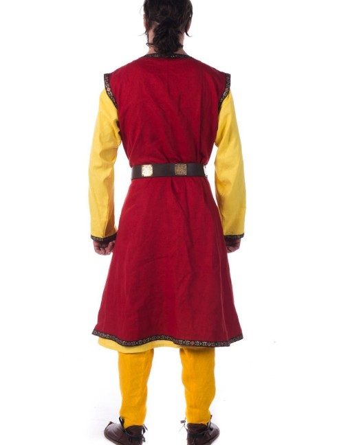 Men s costume of XIII-XIV centuries Vestimenta medieval