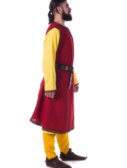 Men s costume of XIII-XIV centuries Vestimenta medieval