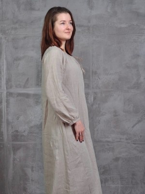 Women s undershirt XII-XV century Vestiario medievale