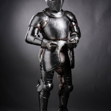 Knight armor set of the XVI century  image-1