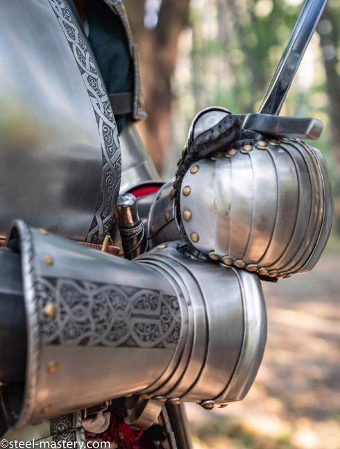 Knight Armor mid-16th century Полные доспехи