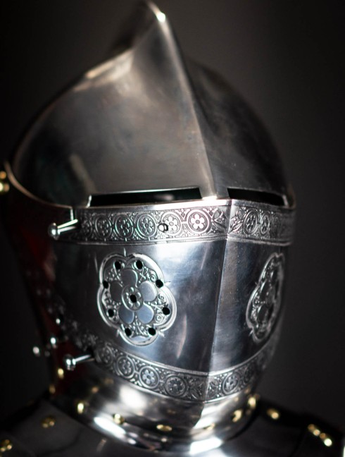 Knight Armor mid-16th century Полные доспехи