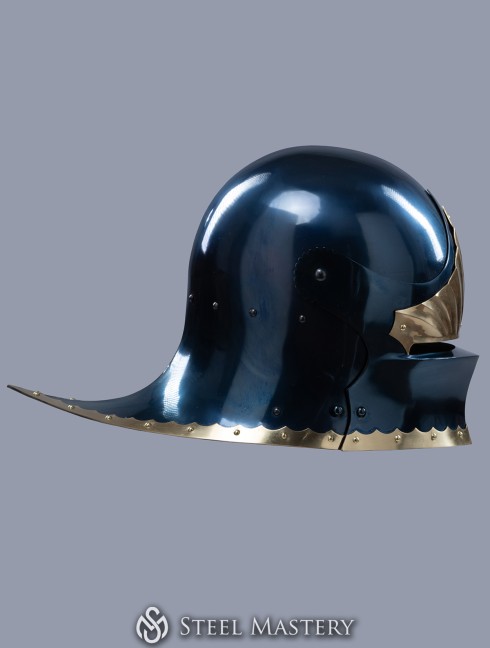 Sallet with brass leaves Armure de plaques