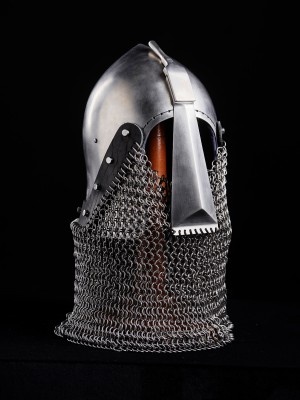 Helmet bascinet mid-14th century Plattenrüstungen