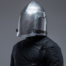 Fencing helmet image-1