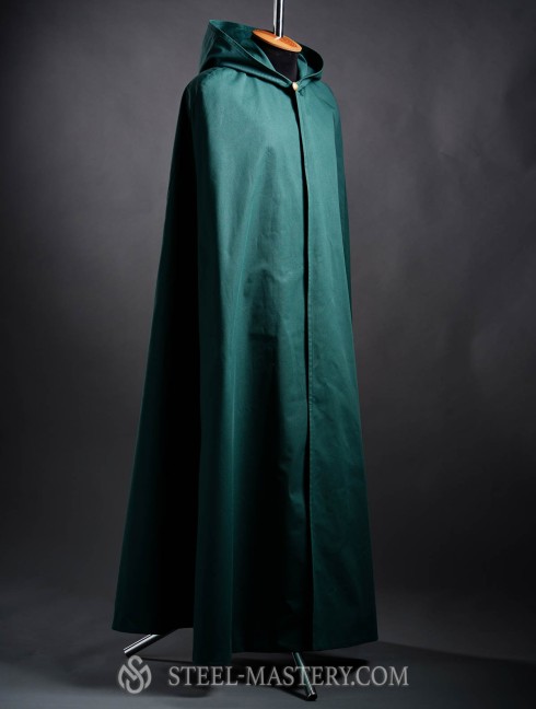 Cloak with hood, a part of fantasy-style costume  Manteaux et capes