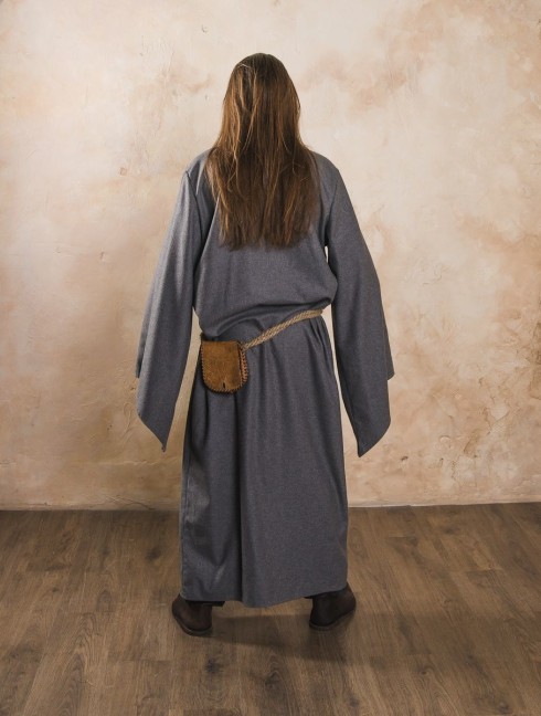 Tunic with long sleeves, a part of fantasy-style costume  Casacca, tuniche e cotte