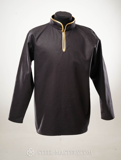 Shirt, a part of fantasy-style costume  Camisas, túnicas y cotas