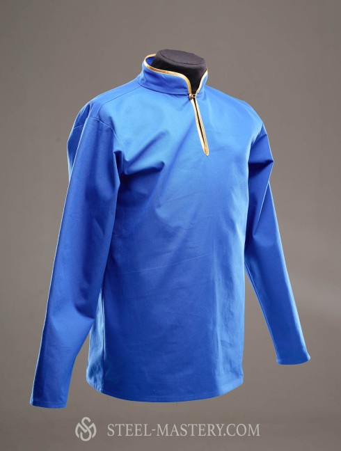 Shirt, a part of fantasy-style costume  Camisas, túnicas y cotas