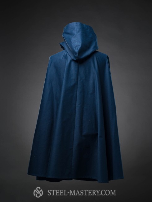 Cloak with hood, a part of fantasy-style Hobbit costume  Mantelli e mantelline