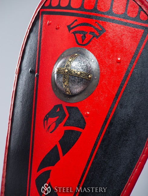 Kite shield with painting Armadura de placas