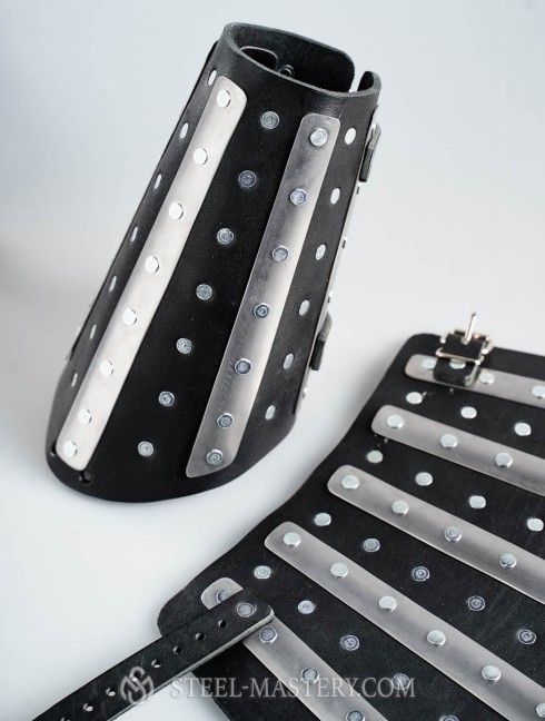 Brigandine bracers Brigantinenrüstungen