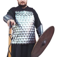 Scale armour of middle ages image-1