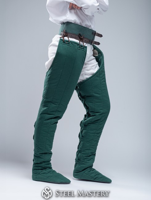 Padded chausses XII-XIII centuries Gepolsterte beinlinge