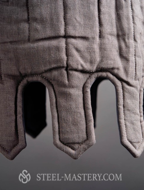 Sleeveless gambeson with festoons, XII-XIII centuries Gambison