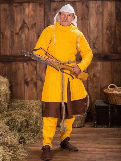 Crossbowman XII-XIII centuries Vestimenta medieval