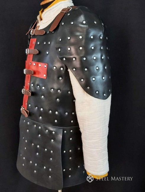 Leather brigandine of the early XV century Brigantinen