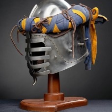 Helmet bascinet with "Wolf ribs" visor image-1