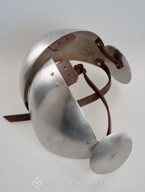 Brigandine arms of the XV century Brigandine arms' protection