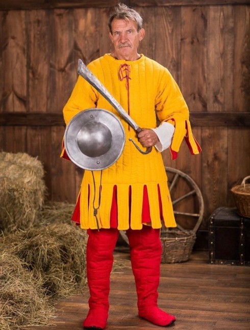 Infantryman of the XII-XIII centuries Vestimenta medieval