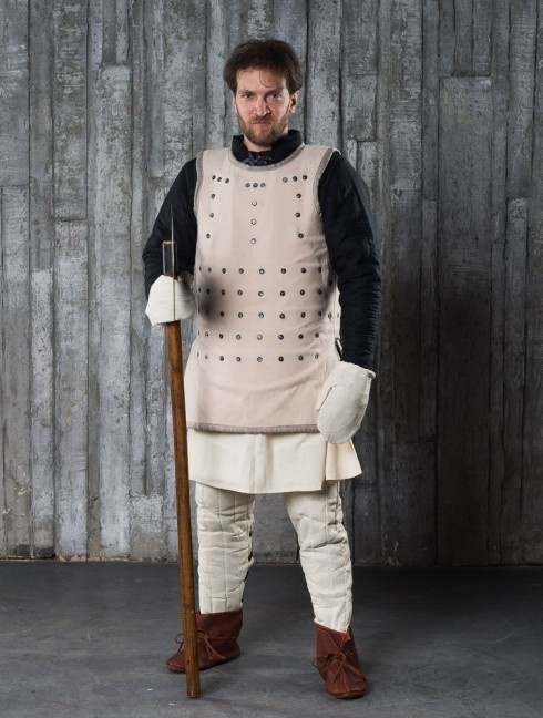 Visby brigandine with fastenings on the back, 1361 Brigantinen