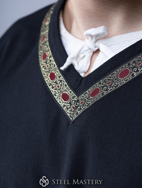 Tunic of the XIV-XV centuries Shirts, tunics, cottas