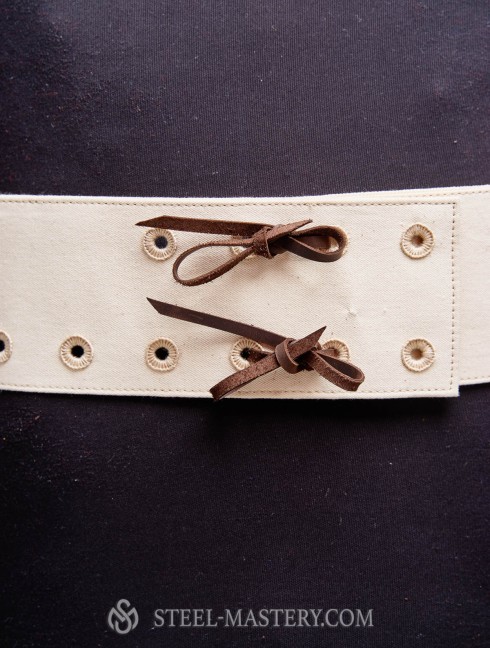 ARMING BELT FOR CHAUSSES Chausses gambisonnées