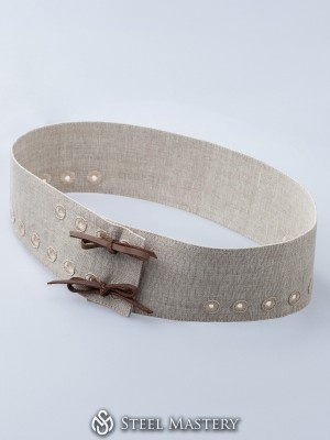 ARMING BELT FOR CHAUSSES WITH HAND-SEWED HOLES