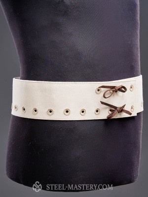 ARMING BELT FOR CHAUSSES WITH HAND-SEWED HOLES