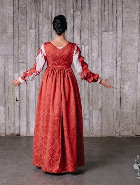 Italian Renaissance dress, XV century Women's dresses