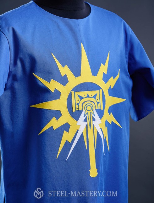 Coat of arms (tabard) with your emblem Vêtements médiévaux