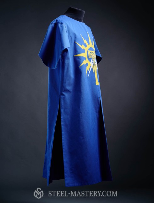 Coat of arms (tabard) with your emblem Mittelalterliche Kleidung