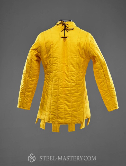 European gambeson front closed Gambeson