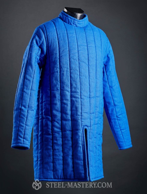 European gambeson front closed Gambesón.