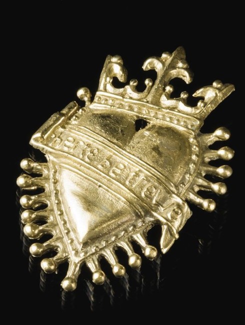 Medival pilgrim souvenir 