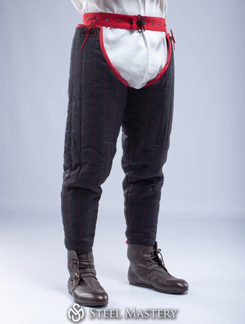 Long padded chausses Calzones acolchados