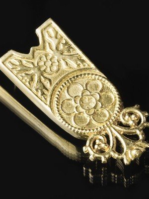 Medieval custom bronze strapend Strapends