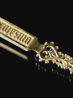 Medieval bronze custom belt strapend Strapends