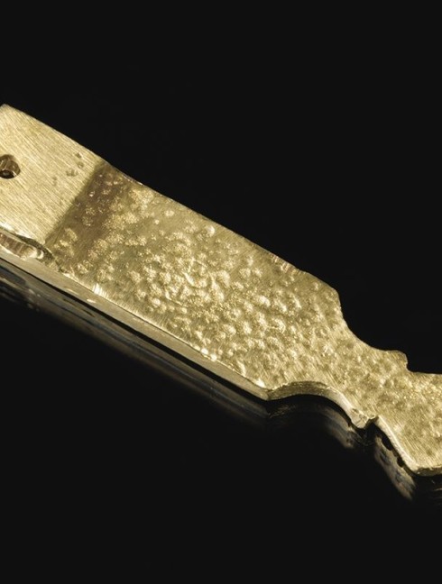 English medieval bronze custom strapend Strapends