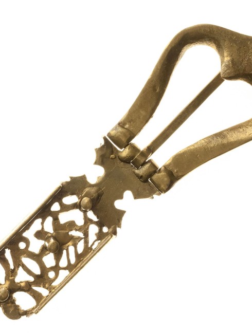 Medieval custom belt buckle with flower Cast buckles