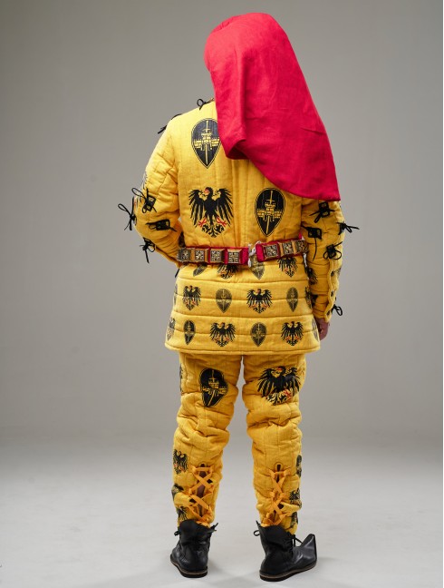 Medieval gambeson with long padded chausses (Cotton set) Ensembles d'armures gambisonnées