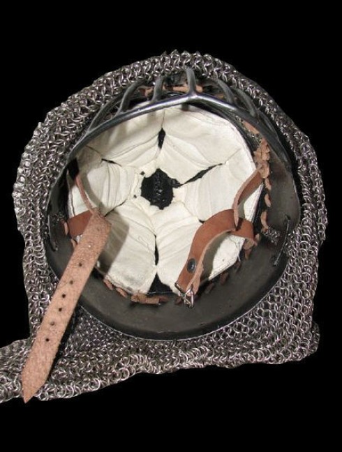 Conical spangen helmet of the XII century with bar grill Plattenrüstungen