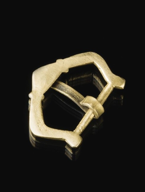 Medieval custom brass buckle, XIV century Cast buckles