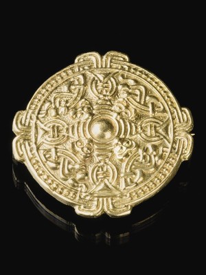 Custom decorative viking disc brooch Brooches and fasteners