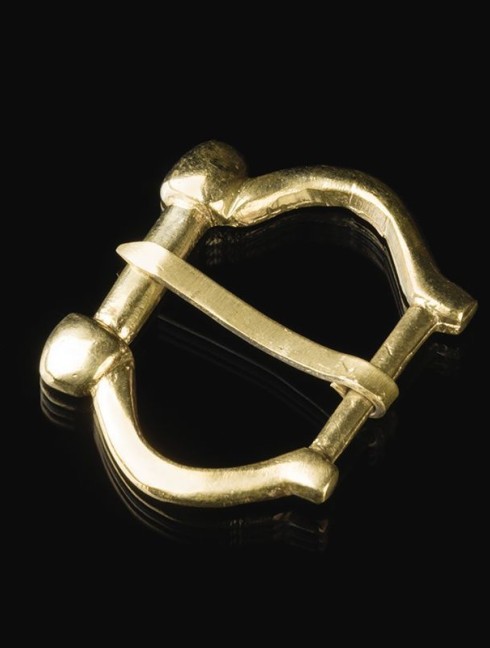 Custom medieval English buckle Cast buckles