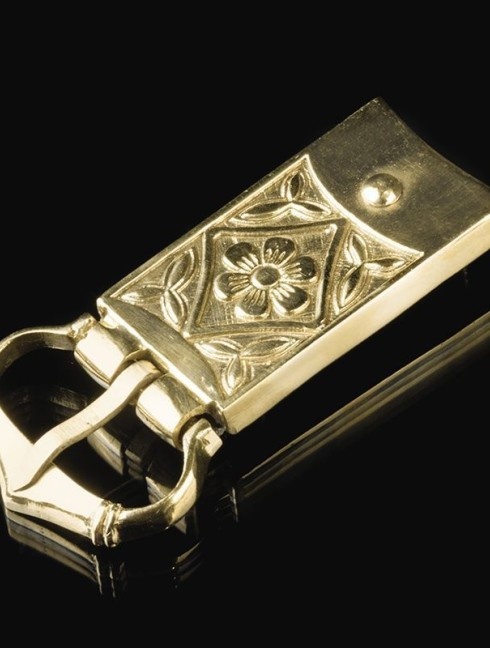 Medieval decorative English buckle with mount Fibbie