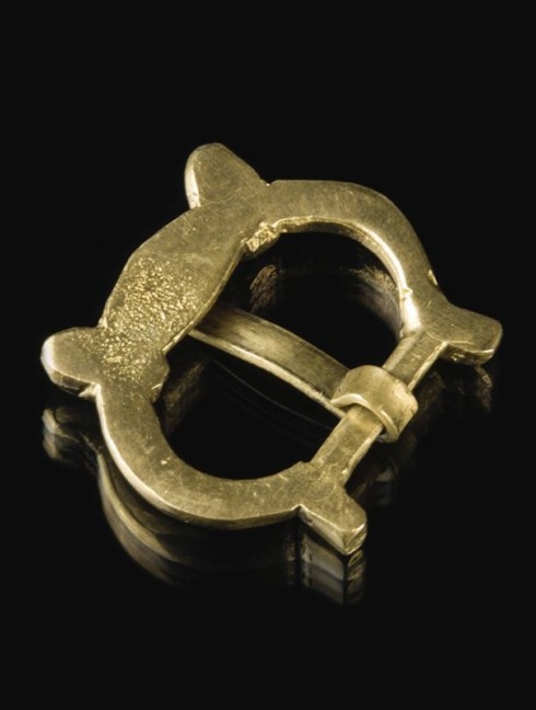 Custom brass buckle of medieval England Fibbie