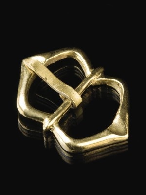 Medieval cast brass buckle, XIV-XV centuries Fibbie