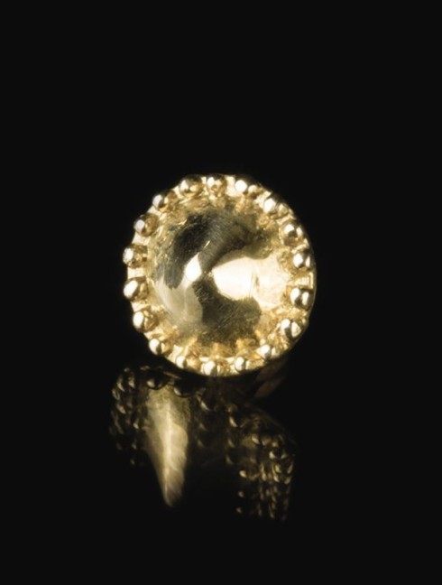 Medieval decorative button, XIV century Boutons, crochets, épingles