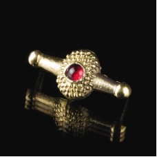 Decorative medieval belt mount with gem, XV century image-1